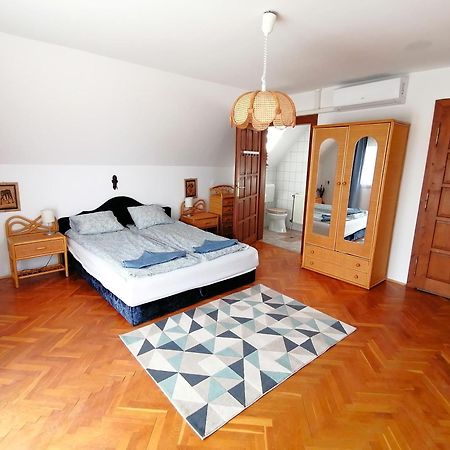 Szigligeti Panorama Apartmanhaz ภายนอก รูปภาพ